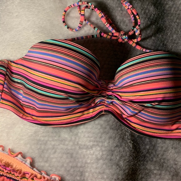 Victoria secret 2 piece swimsuit - Picture 2 of 5